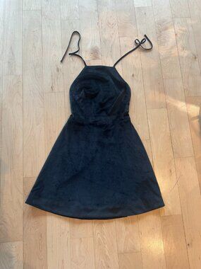 NWT HVN Reece Black Velvet Bow Halter Mini Dress Size 2